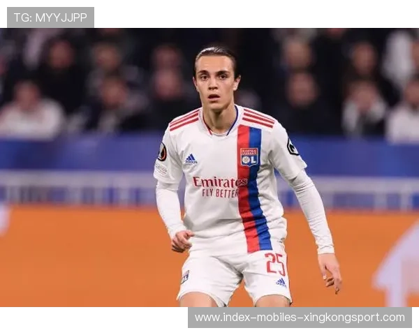 里昂拟在中场引入一名拥有高视野的统筹者,构建未来战术核心