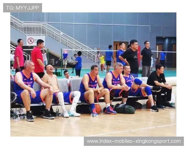 退役运动员逐步转型体育文化传播者积极弘扬正能量，退役运动员转型体育教师