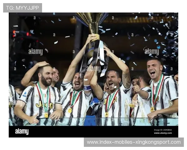 尤文图斯—基耶利尼回归稳固后防阵型